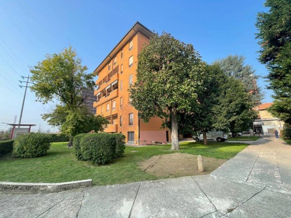 appartamento in affitto ad Arcore