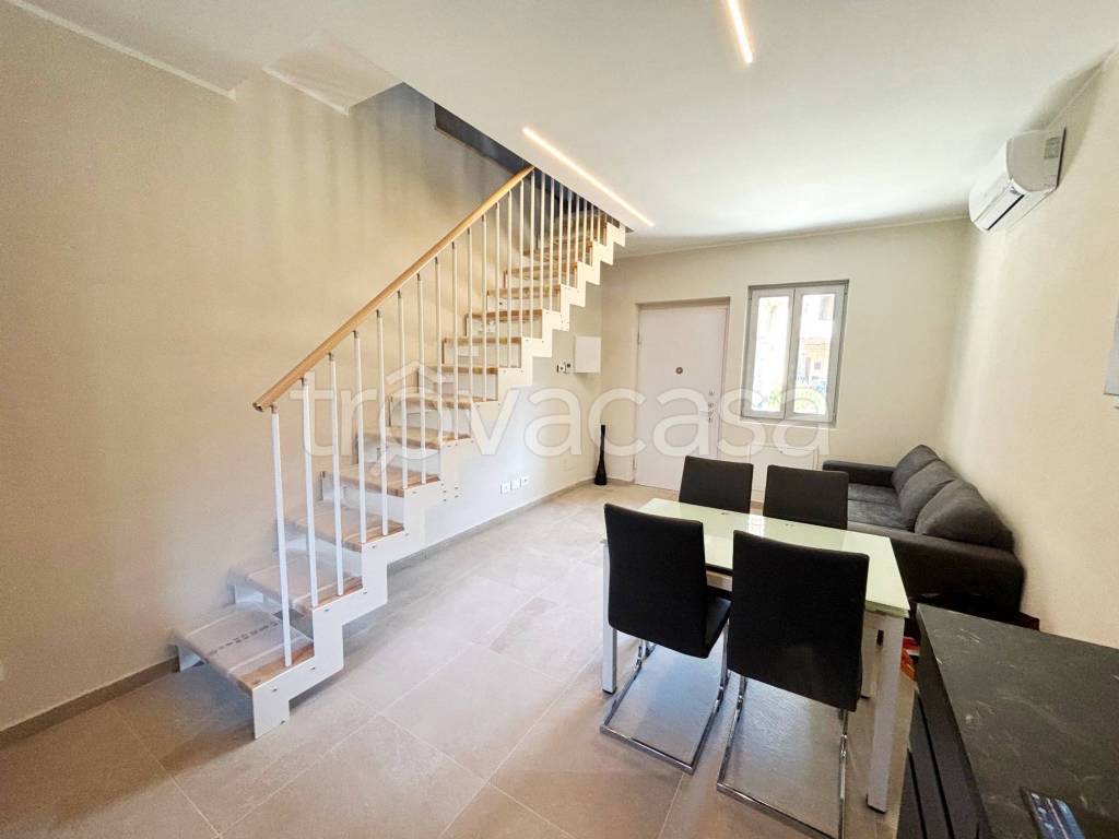 appartamento in affitto ad Arcore