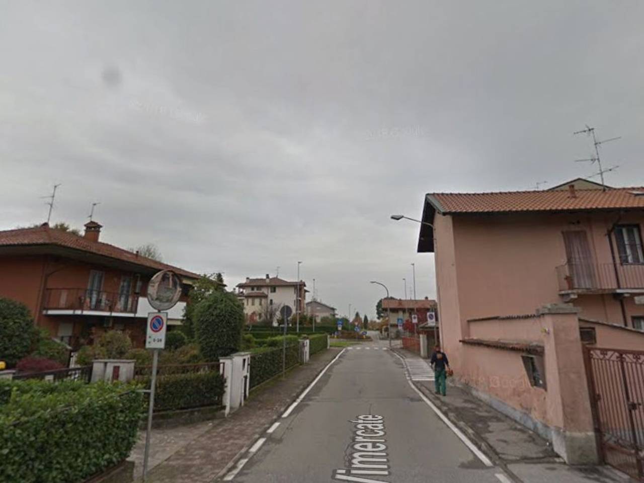 negozio in affitto ad Arcore