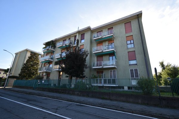 appartamento in affitto ad Arcore