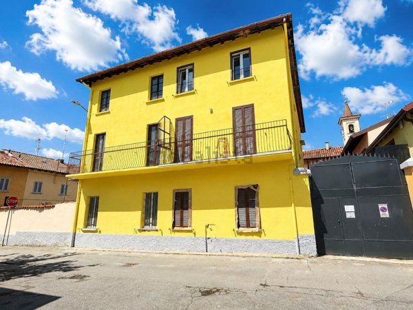 appartamento in affitto ad Arcore