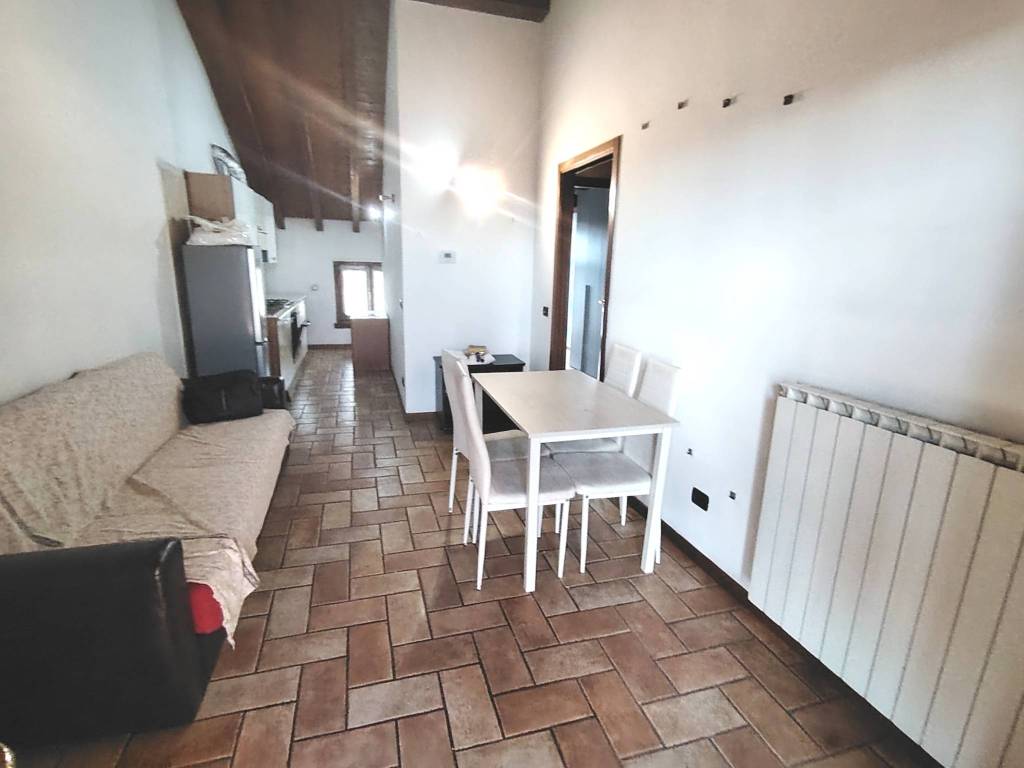 appartamento in affitto ad Arcore