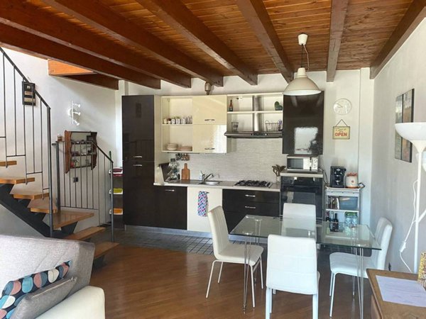 appartamento in affitto ad Arcore