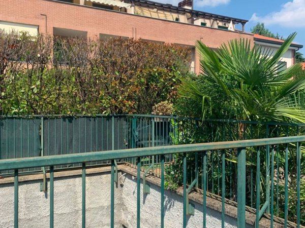 appartamento in affitto ad Arcore
