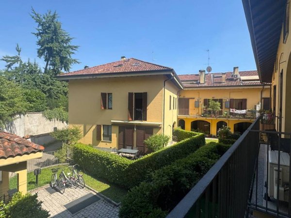 appartamento in affitto ad Arcore