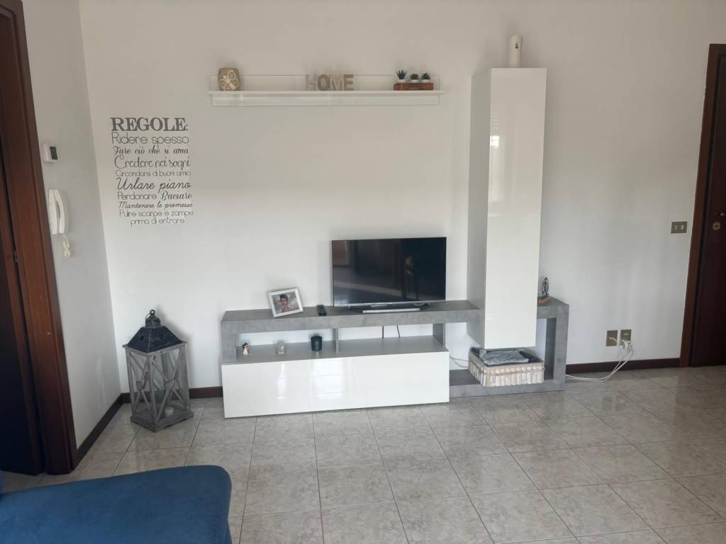 appartamento in affitto ad Arcore