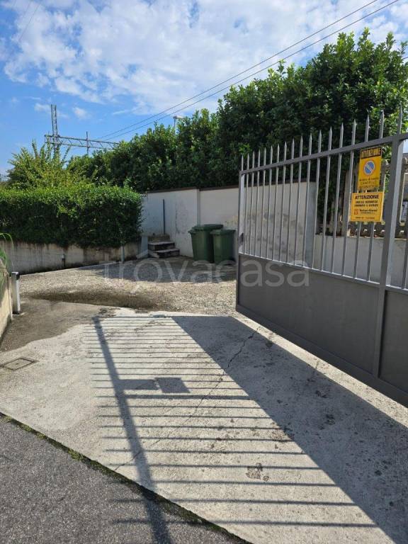 box auto in affitto ad Arcore