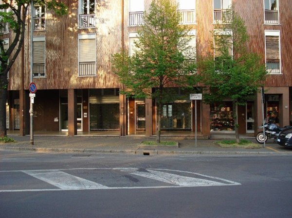 negozio in affitto ad Arcore