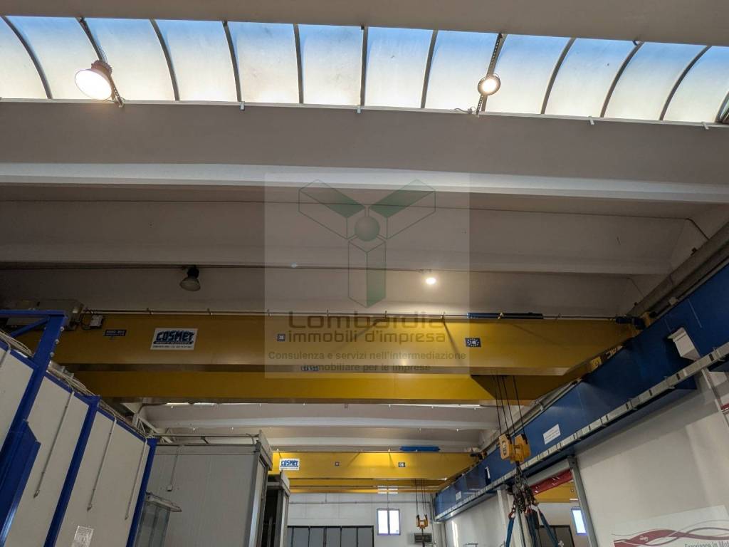 locale commerciale in affitto a Bellusco