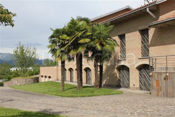 casa indipendente in affitto a Bernareggio