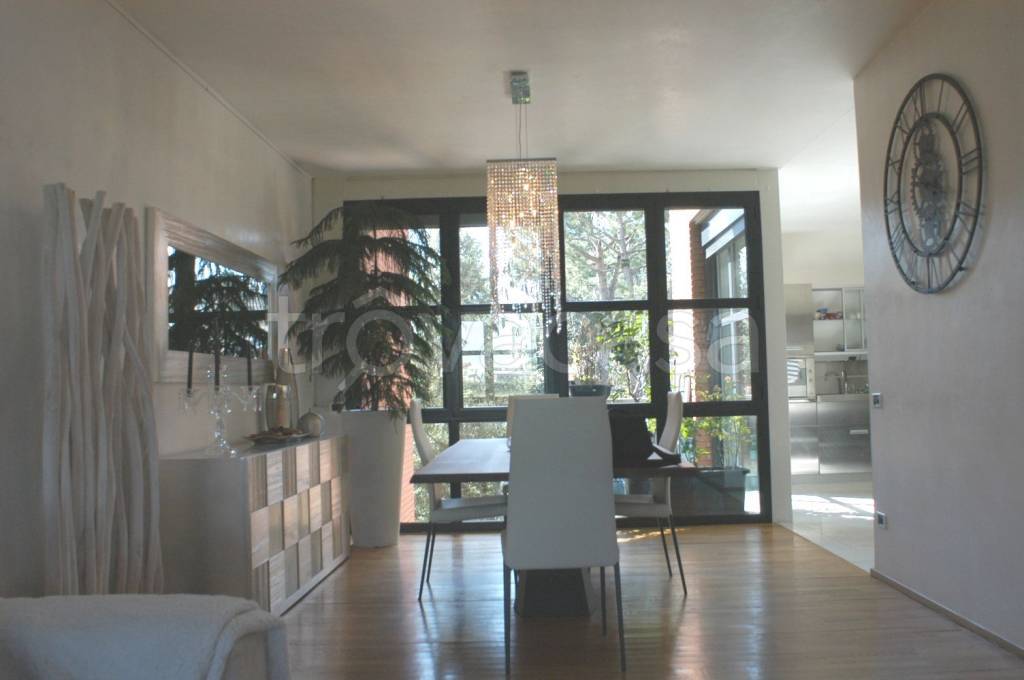 casa indipendente in affitto a Bernareggio