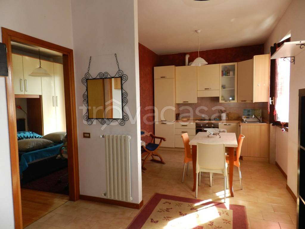 appartamento in affitto a Bernareggio