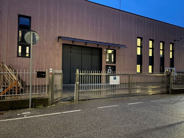 capannone in affitto a Bernareggio