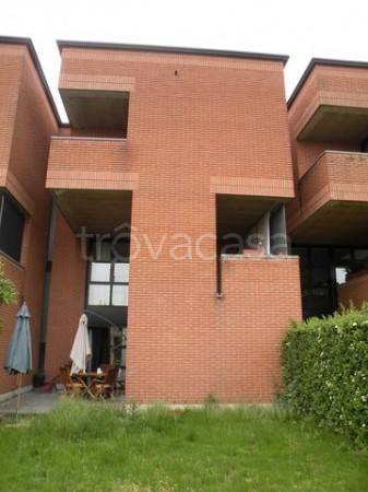 casa indipendente in affitto a Bernareggio in zona Villanova