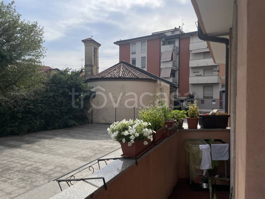 appartamento in affitto a Bernareggio