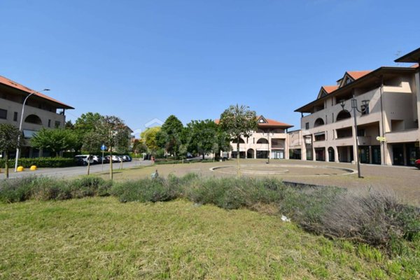 appartamento in affitto a Bernareggio