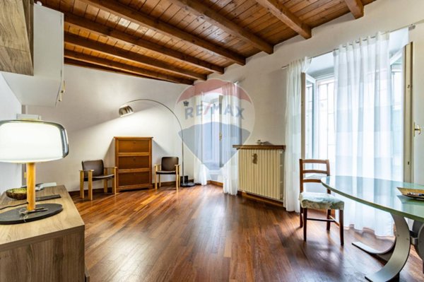 appartamento in affitto a Besana in Brianza in zona Villa Raverio
