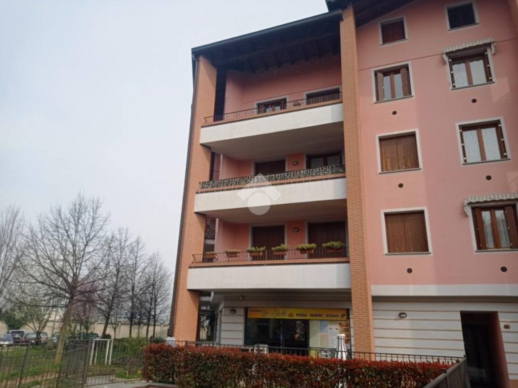 appartamento in affitto a Besana in Brianza