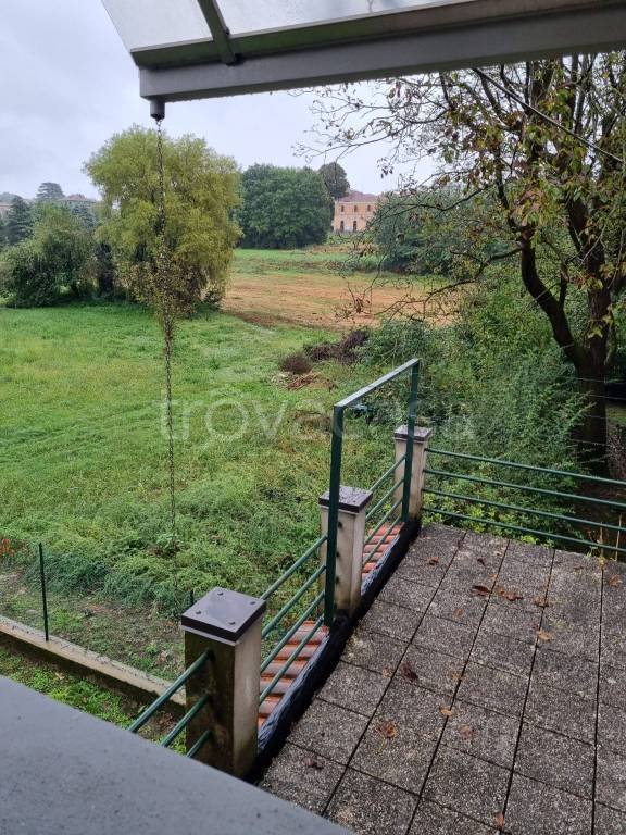 appartamento in affitto a Besana in Brianza