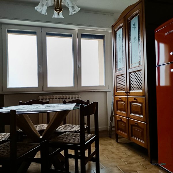 appartamento in affitto a Besana in Brianza in zona Montesiro