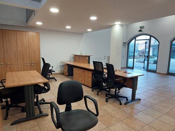 ufficio in affitto a Besana in Brianza