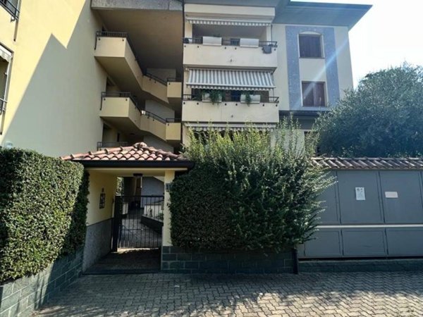 appartamento in affitto a Biassono