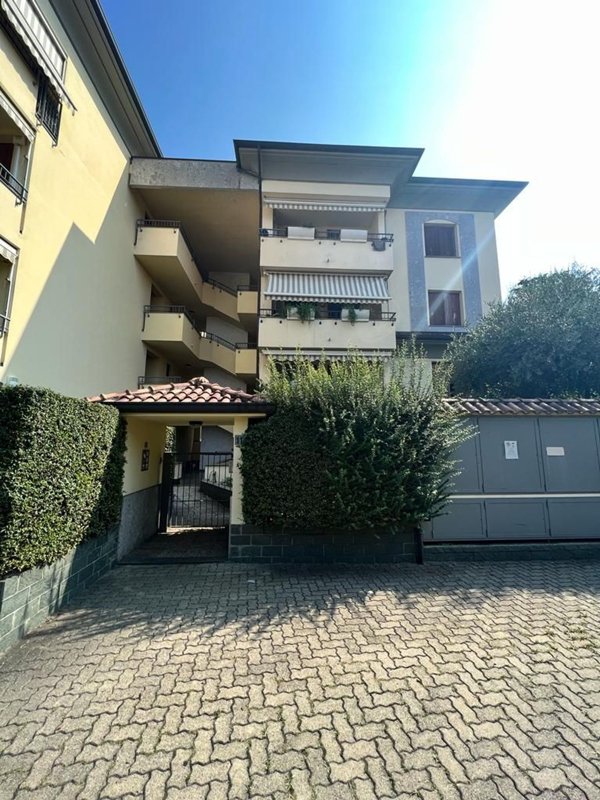 appartamento in affitto a Biassono