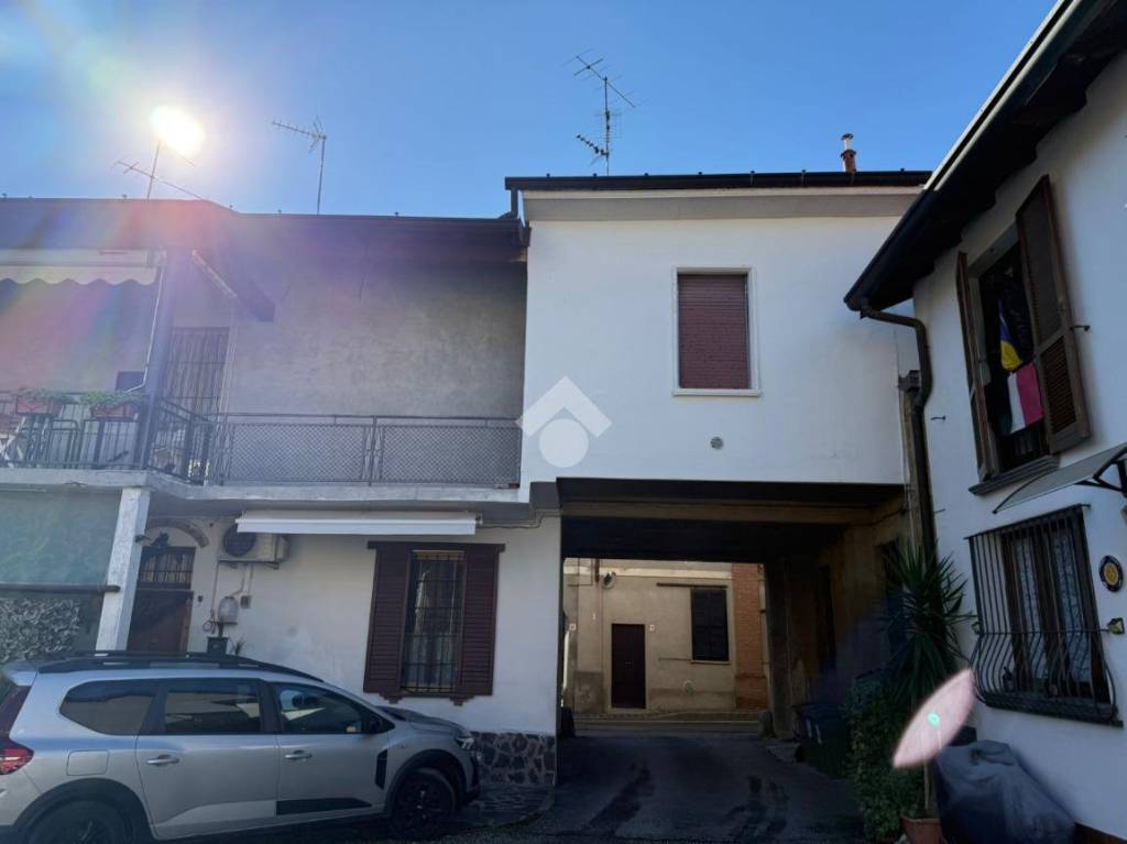 appartamento in affitto a Biassono