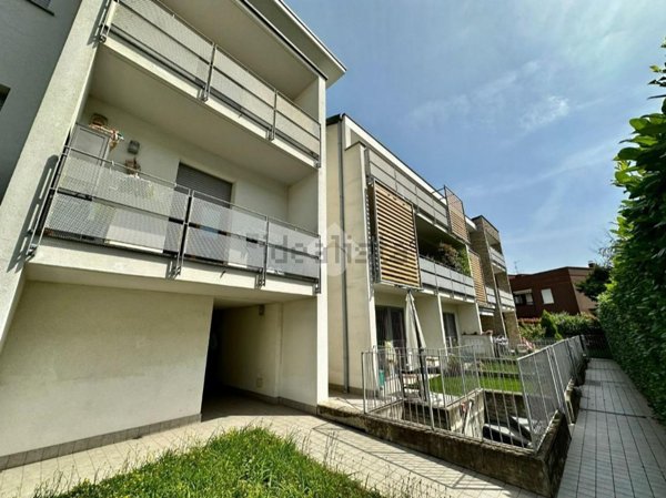 appartamento in affitto a Biassono