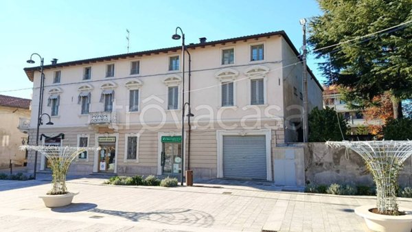 negozio in affitto a Biassono