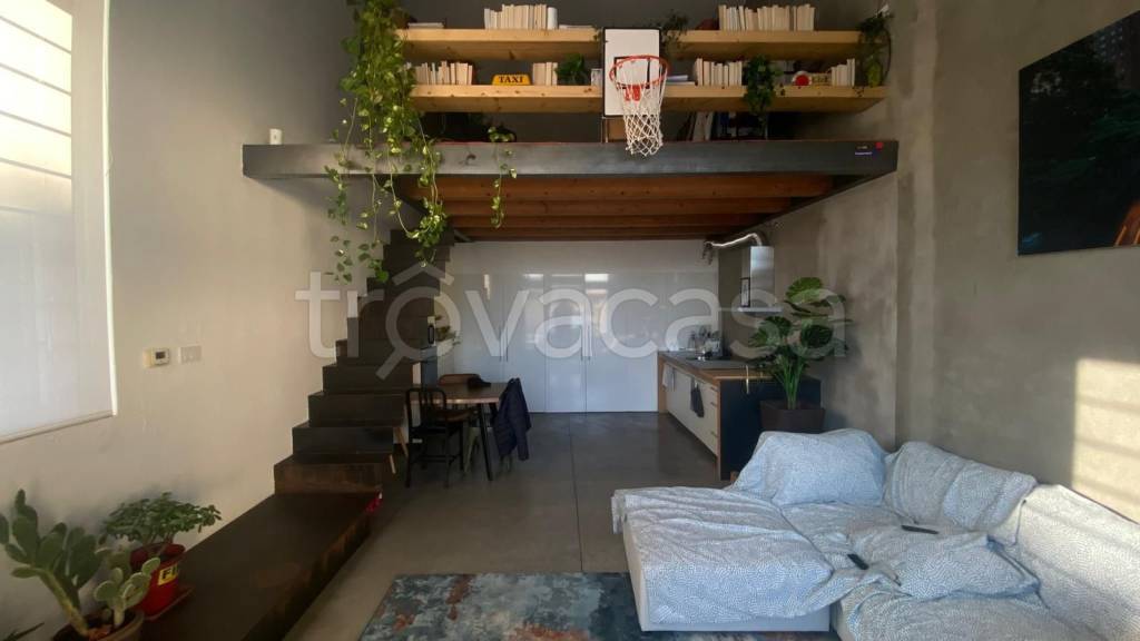 appartamento in affitto a Biassono