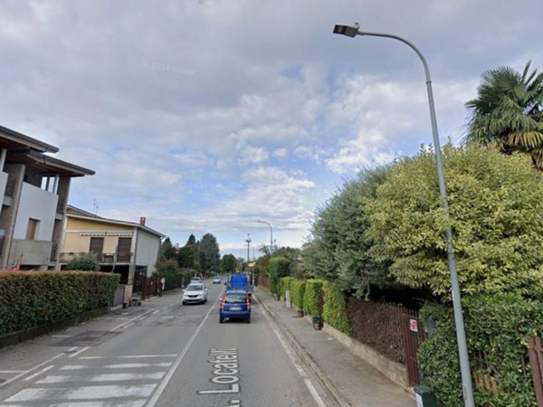 negozio in affitto a Biassono