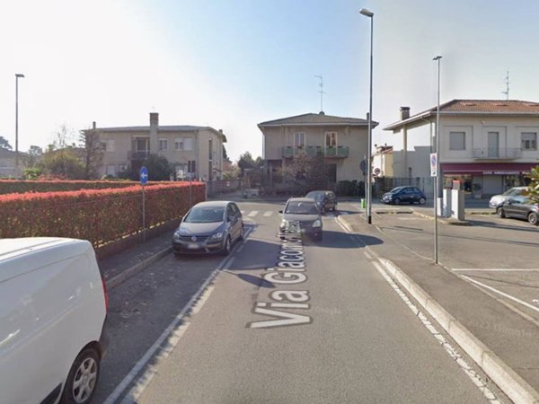 appartamento in affitto a Biassono