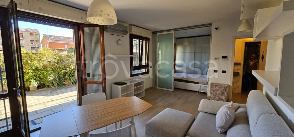 appartamento in affitto a Biassono