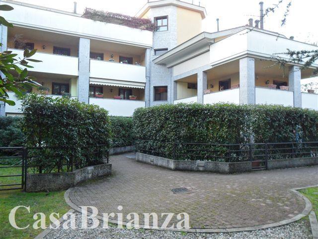 appartamento in affitto a Biassono