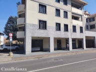 negozio in affitto a Biassono