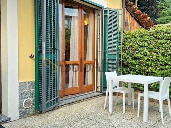 appartamento in affitto a Biassono