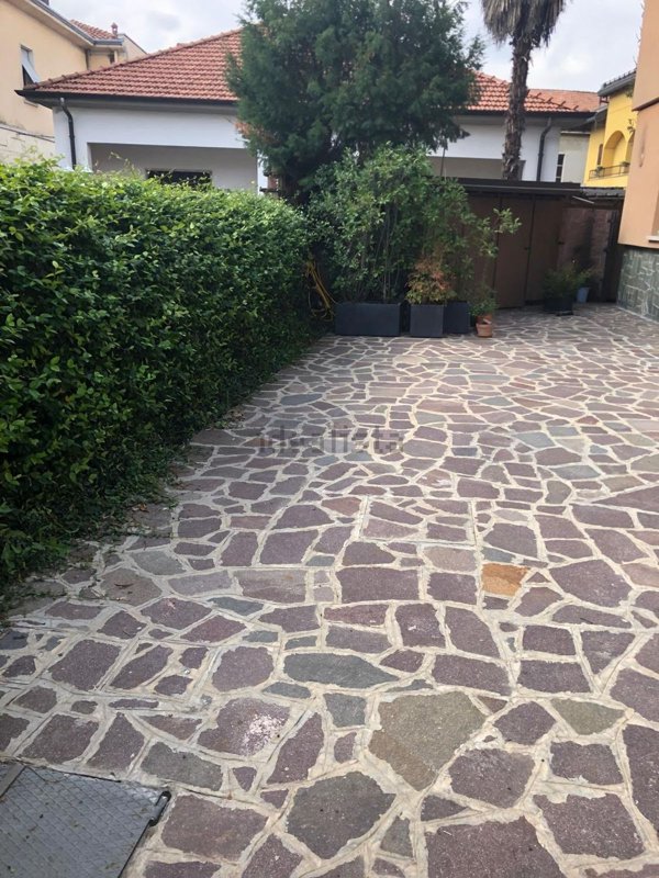 appartamento in affitto a Biassono