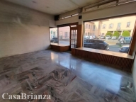 negozio in affitto a Biassono