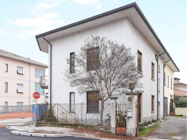 negozio in affitto a Bovisio-Masciago