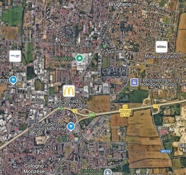 locale commerciale in affitto a Brugherio