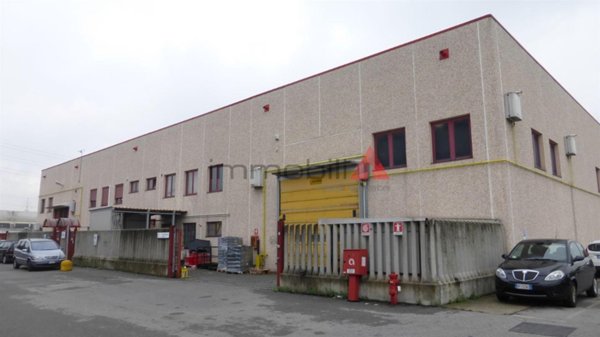 capannone in affitto a Brugherio