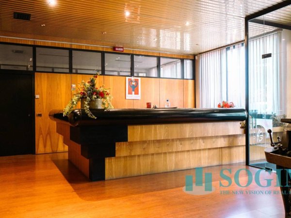 locale commerciale in affitto a Brugherio