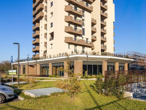 negozio in affitto a Brugherio