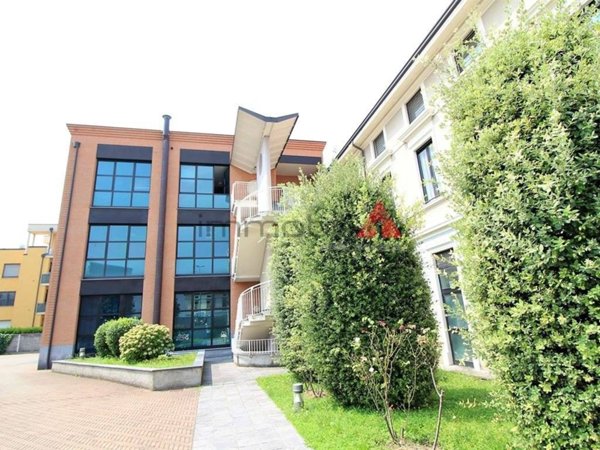ufficio in affitto a Brugherio