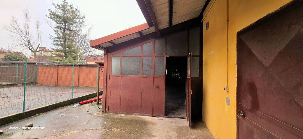 locale commerciale in affitto a Brugherio in zona San Damiano