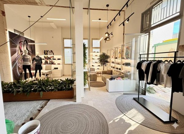 negozio in affitto a Brugherio