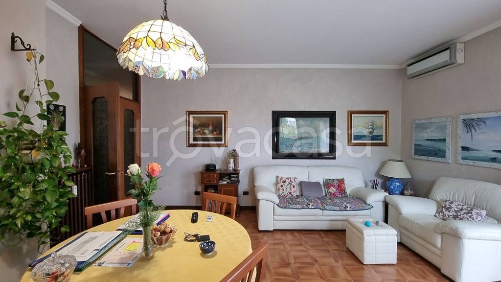 appartamento in affitto a Brugherio