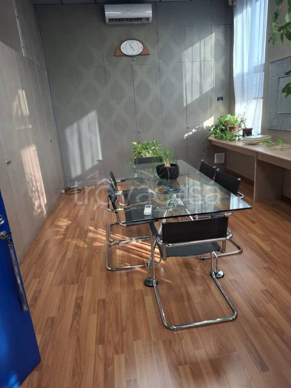 ufficio in affitto a Brugherio