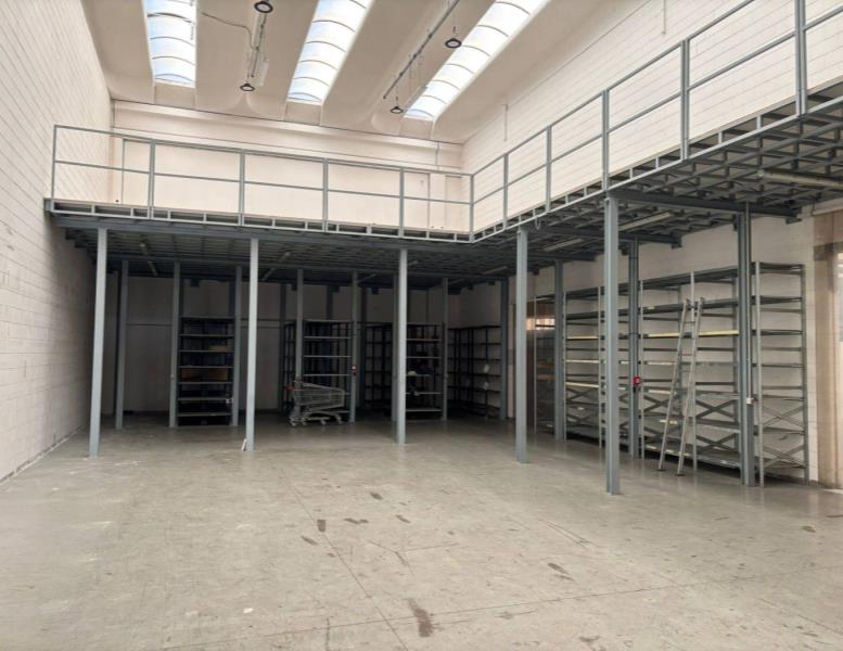 locale commerciale in affitto a Brugherio in zona San Damiano